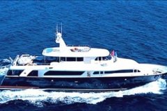 FERRETTI_Navetta_30_1